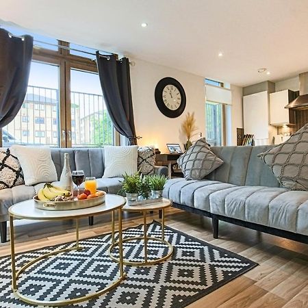 Campbell Park Apartment - City Centre - Free Parking, Balcony, Super-Fast Wifi And Smart Tv With Netflix By Yoko Property Milton Keynes Exterior foto