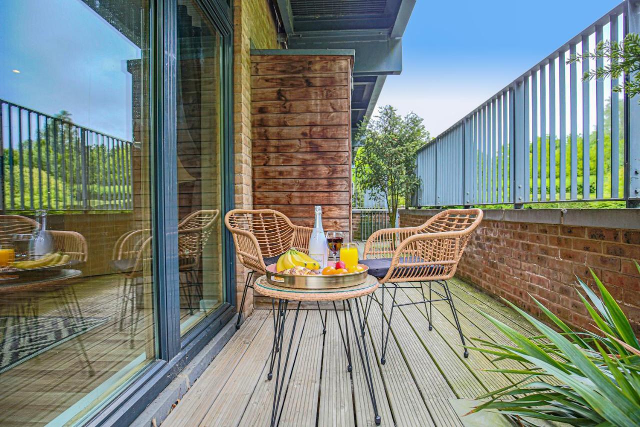 Campbell Park Apartment - City Centre - Free Parking, Balcony, Super-Fast Wifi And Smart Tv With Netflix By Yoko Property Milton Keynes Exterior foto
